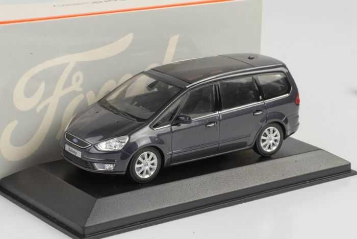 Модельні авто 1:43