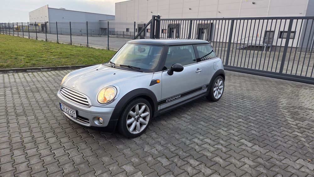 Mini Cooper 1,6 2007r