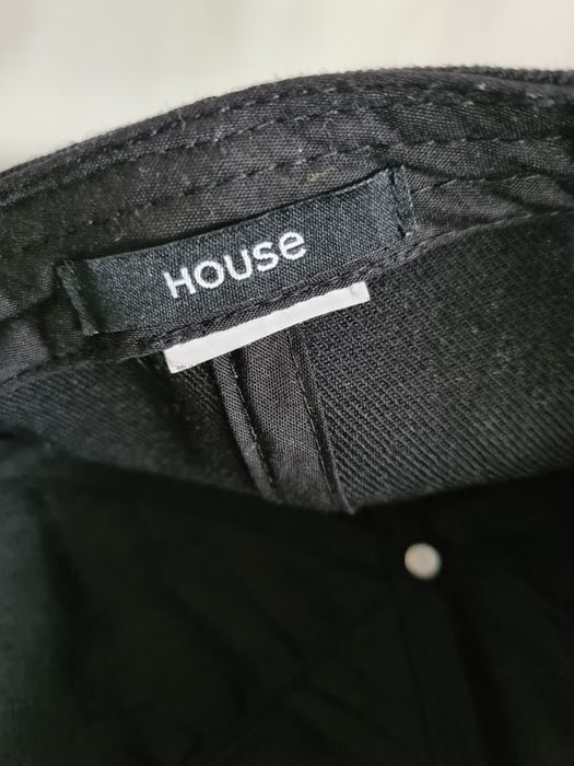 House czapka z płaskim daszkiem Street Wear