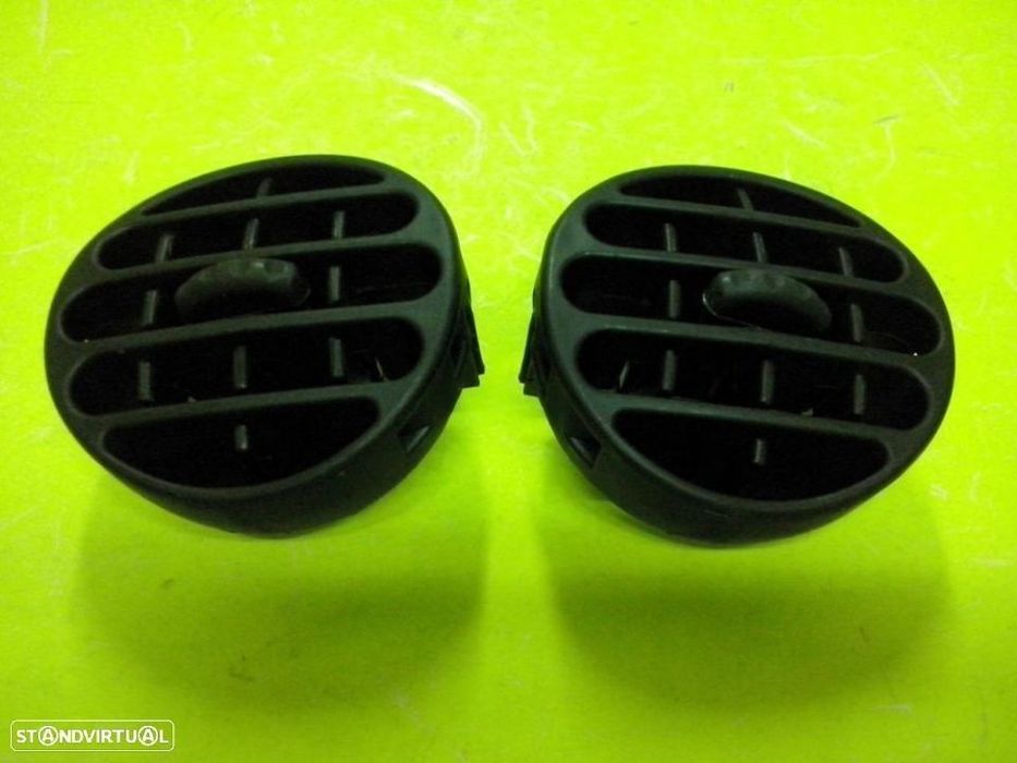Conjunto grelhas tablier Renault Kangoo (Novas)