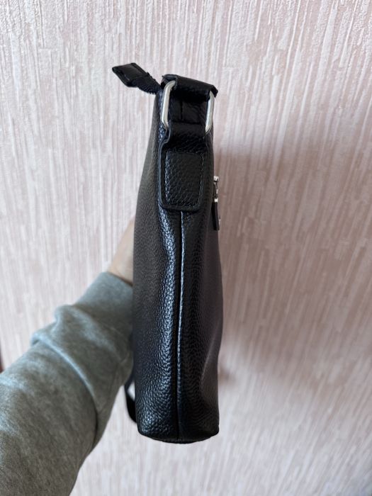Продам сумку Prada