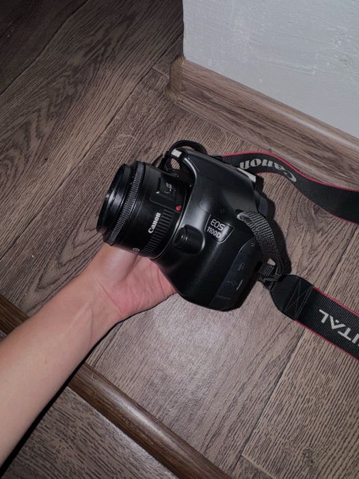 Canon EOS 1100D + 50mm 1.8 + сумка | Дзеркальний фотоапарат