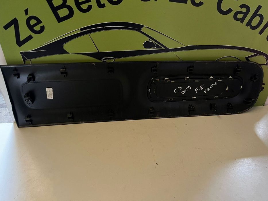 Citroen C3 III FRISO PORTA FRENTE ESQUERDA - FR045