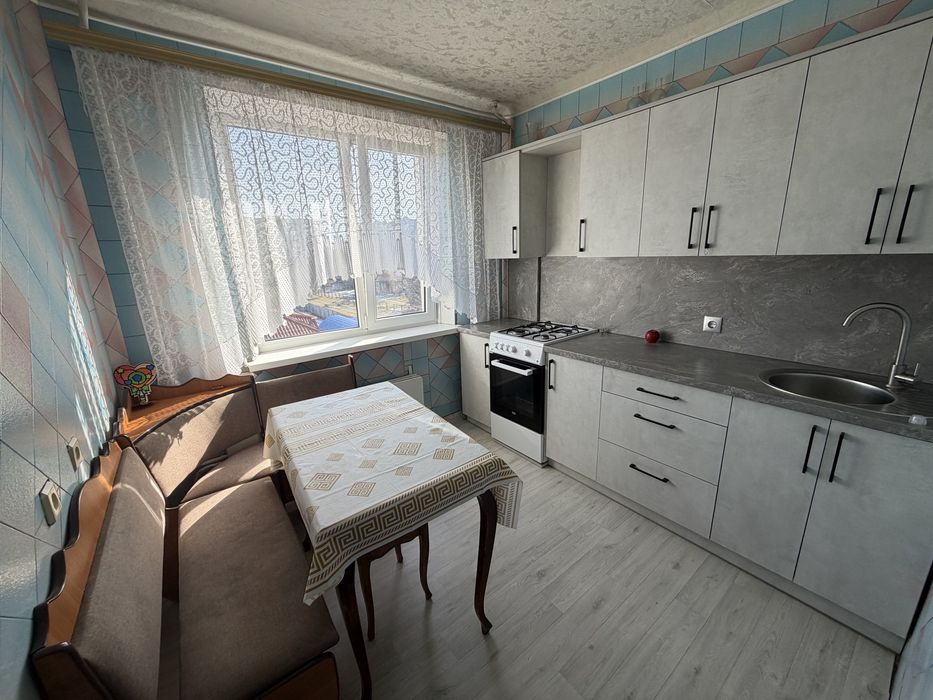 Вільна! 3 кім 4/9 на Г України р-н АТБ Меблі Техніка !