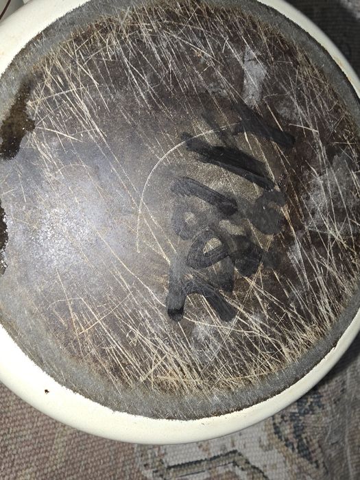 3 garnki jasne krem z pokrywkami  emaliowane