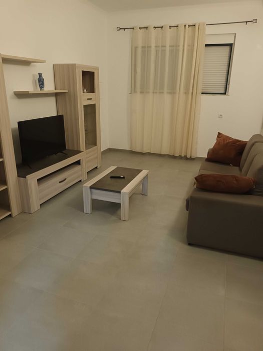 Aluga-se apartamento T3