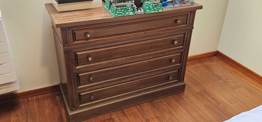 Cómoda de gavetas