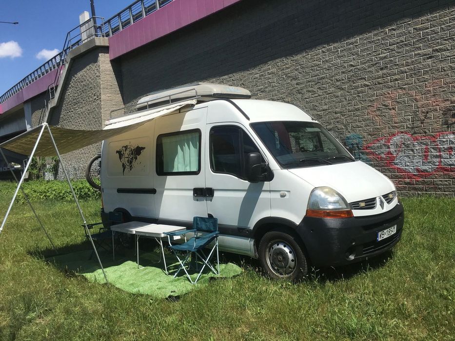 Renault Master W dokumentach osobowy ,stan bardzo dobry
