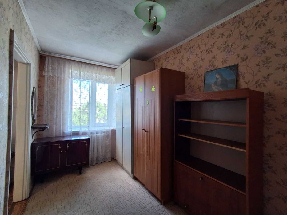Продаю 3 комнатную квартиру Центр