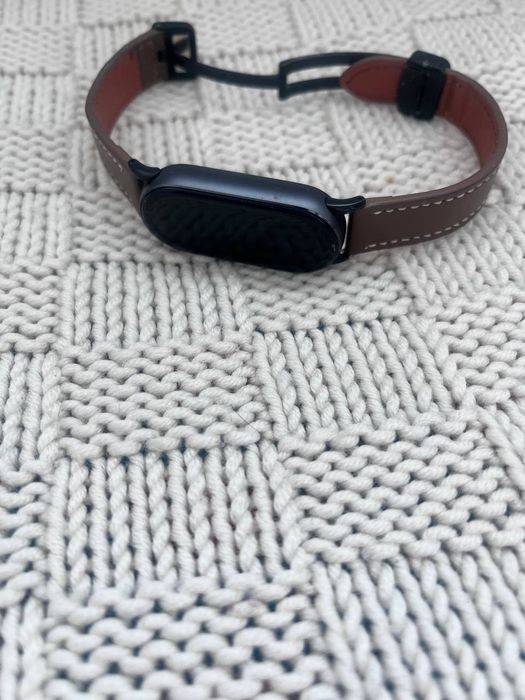 Продам Mi Bend 9