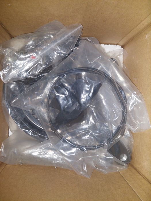 Zestaw rowerowy nowy powystawowy korba suport przerzutka góra dół