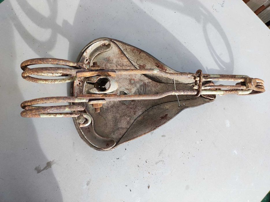 Selim de molas Tabor