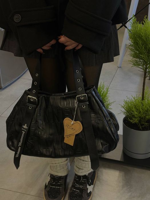 Жіноча шкіряна сумка Vivienne Westwood