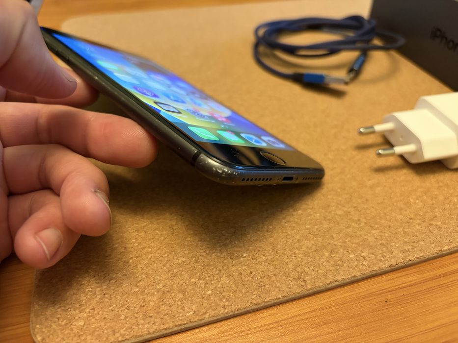 iPhone 8 Plus 64GB | АКБ 100% | Повний комплект