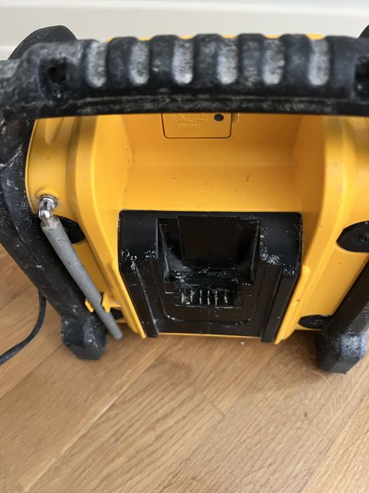 Радіо dewalt worksite