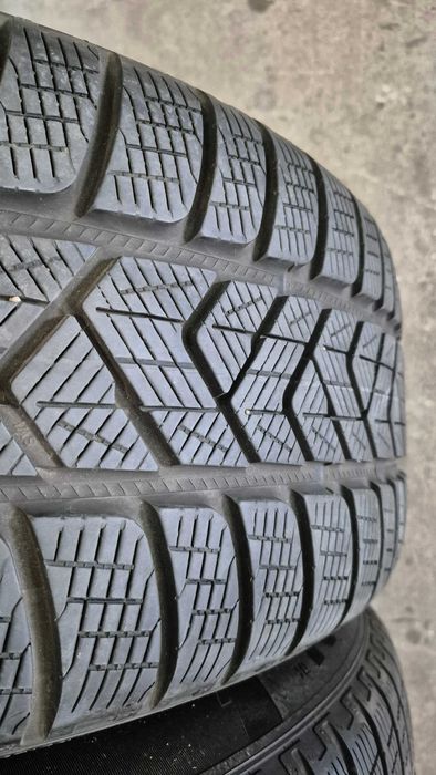 2 Pneus Pirelli Scorpion Winter 255/50 R19 103T Seal Inside AO VW Audi como novos DOT 50/23