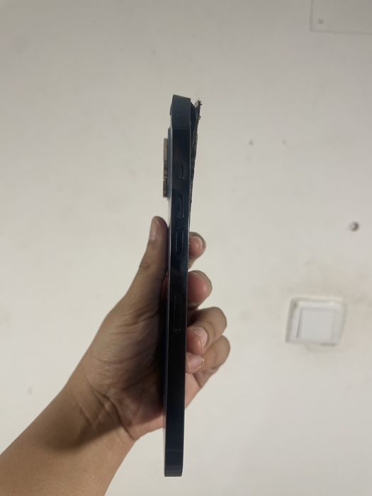 Iphone 12 pro max para peças