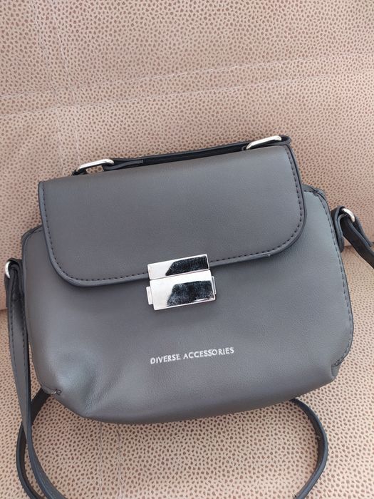 Torebka Diverse listonoszka