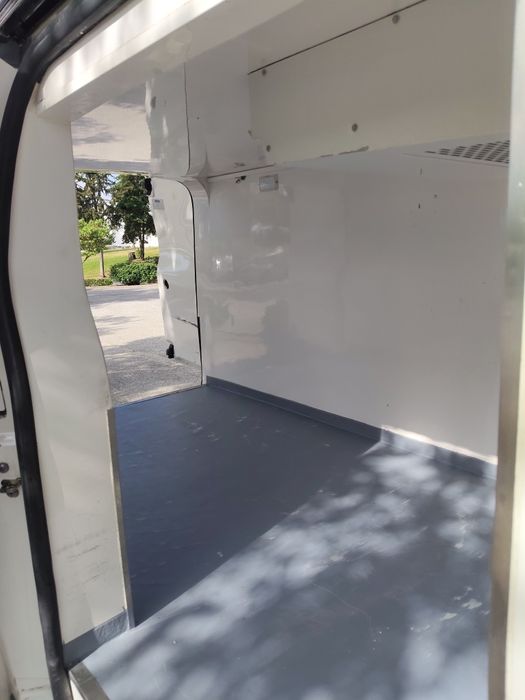 Peugeot Expert com motor de frio