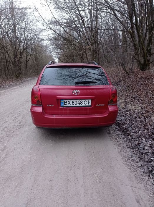 Тойота Авенсіс 2005 року 2.0 D4D