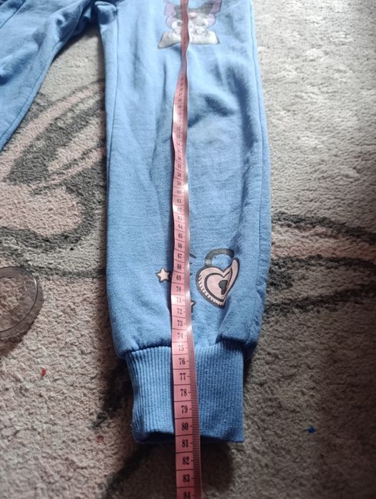 Dres Kuromi dla dziewczynki 134/140