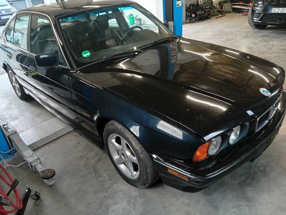 BMW E34 525i automat