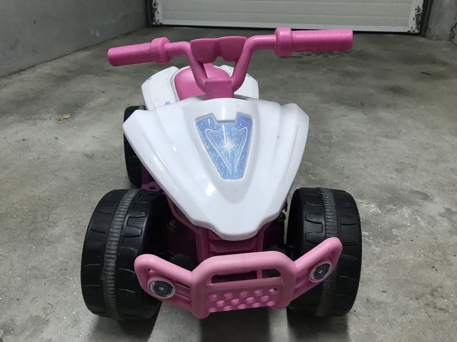 Mota electrica de crianca