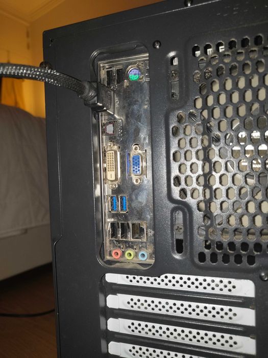 Computador / Torre PC Intel i5-2500K | 16GB RAM | Motherboard Asus Z77