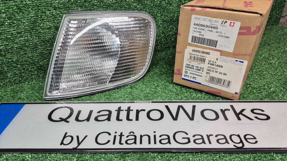 Pisca Farolim Frente Esquerdo Branco TYC Audi A6 C4 1994 a 1998 Ref. 4A0953049D - Novo