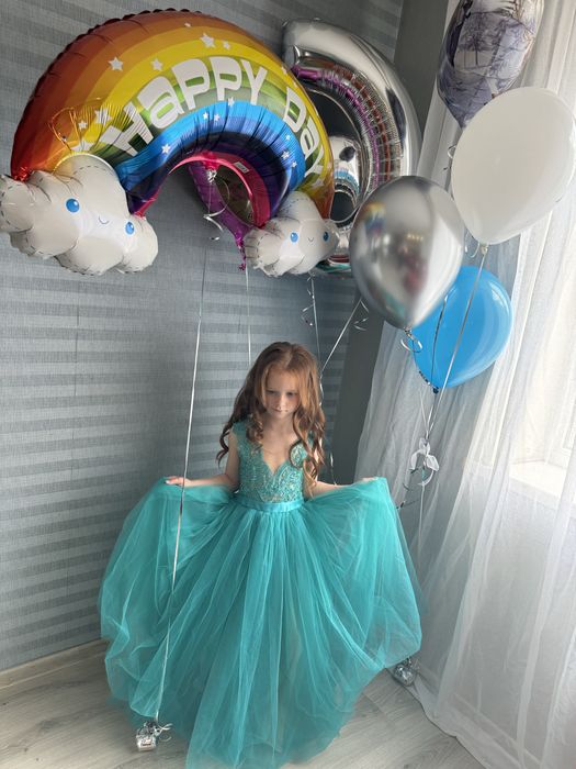 Продам шикарное платье