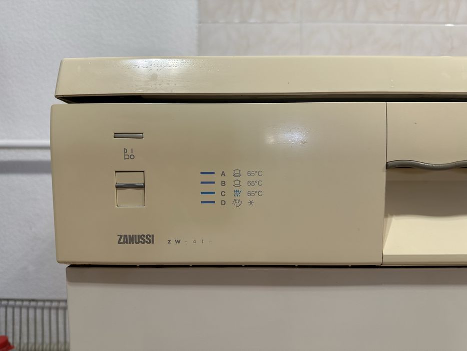 Посудомоечная машина Zanussi