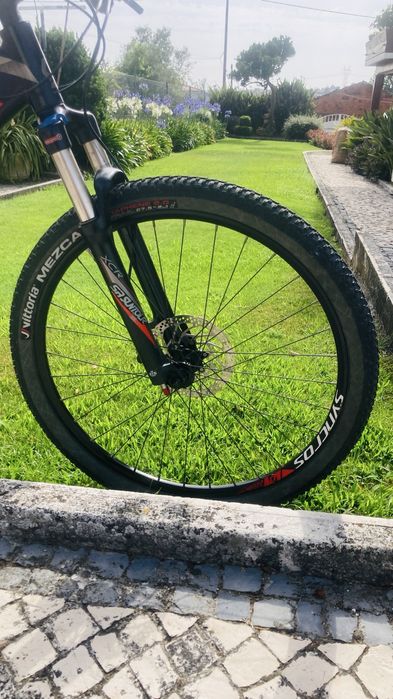 Bicicleta SCOTT Scale 770