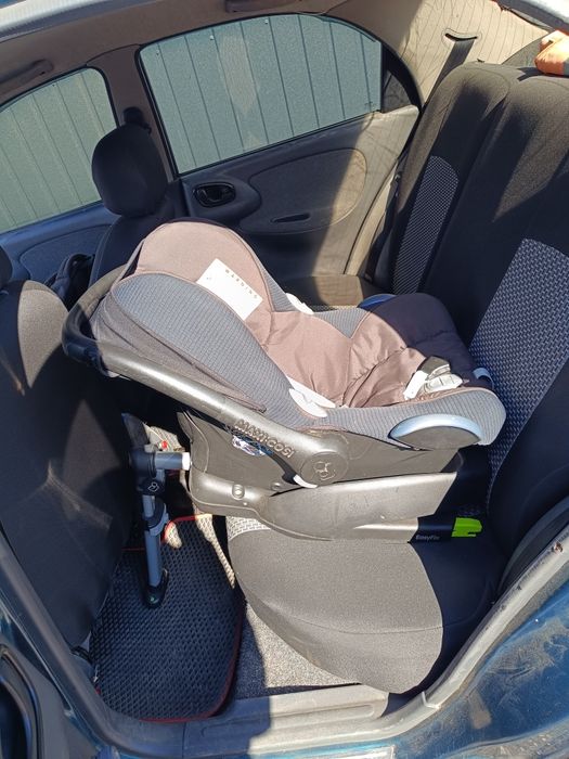 Автокрісло MAXI-COSI з Базою від 0+