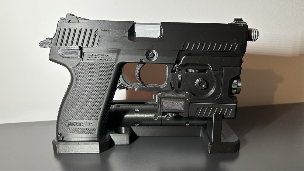 Replica Arma do Metal Gear Solid