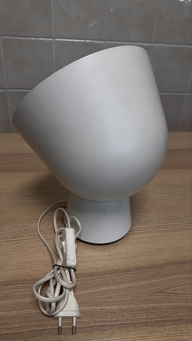 Candeiro Ikeia Mesa ou Parede