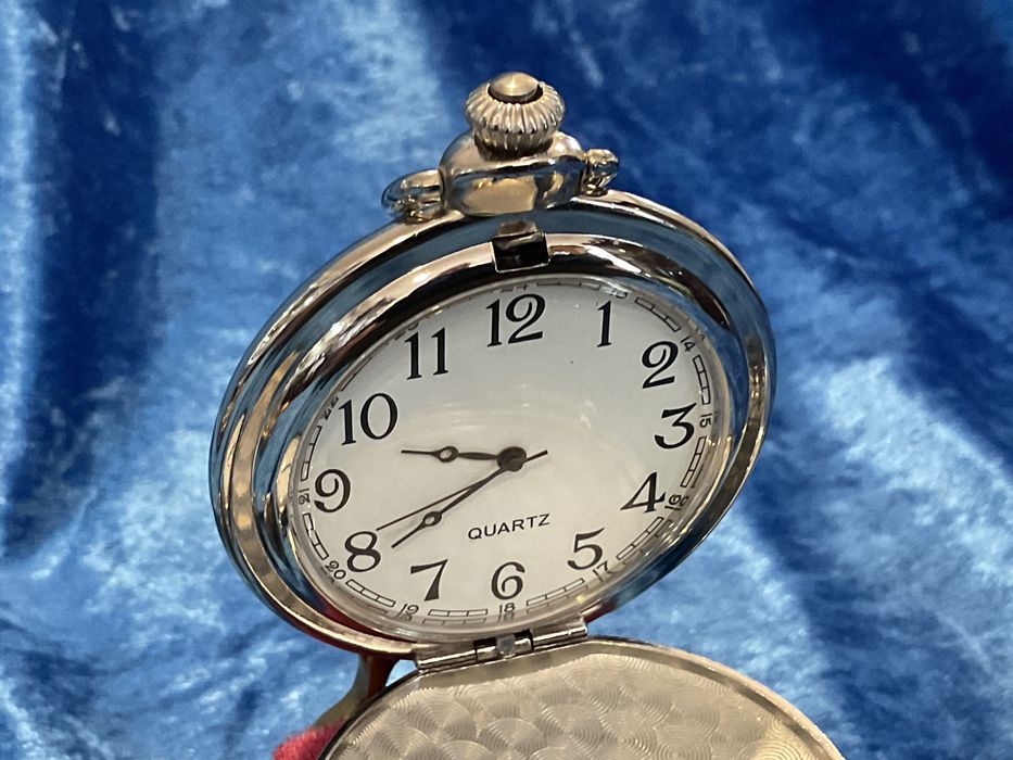 RELOGIOS de bolso coleção quartz a trabalhar