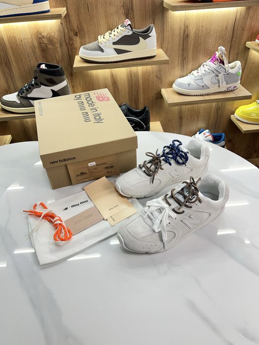 Коосівки New Balance x Miu Miu Grey