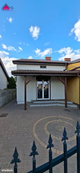 Mały dom z ogródkiem blisko jezior – gm. Ślesin