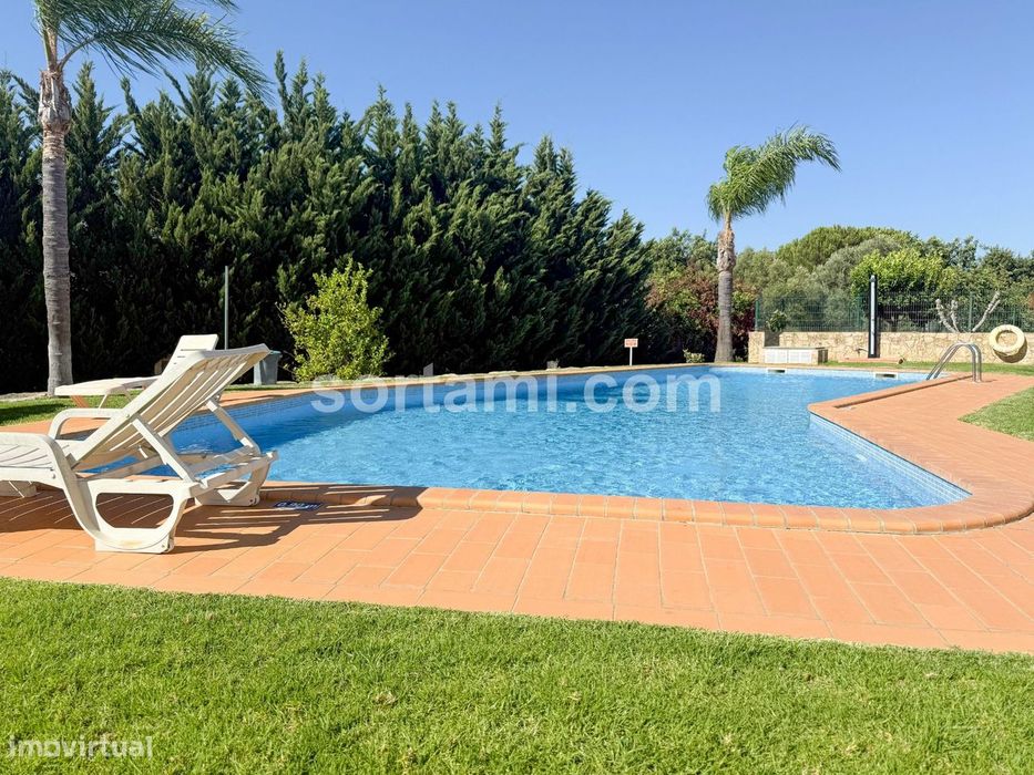 Moradia em Banda T2+1 Venda em Guia,Albufeira