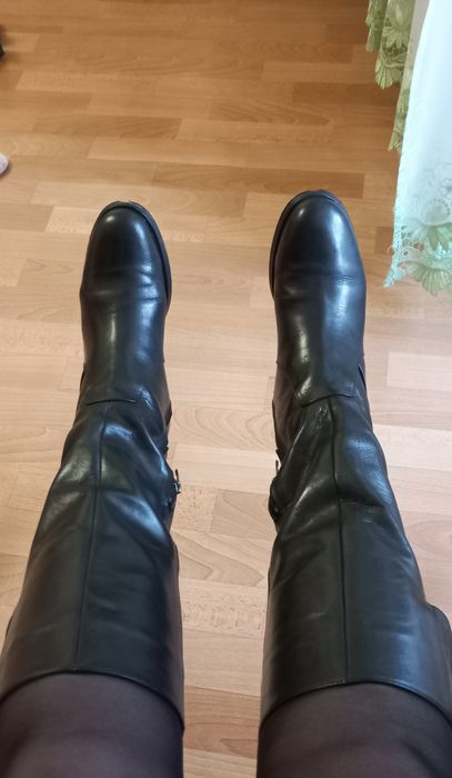 Сапоги женские зимние.