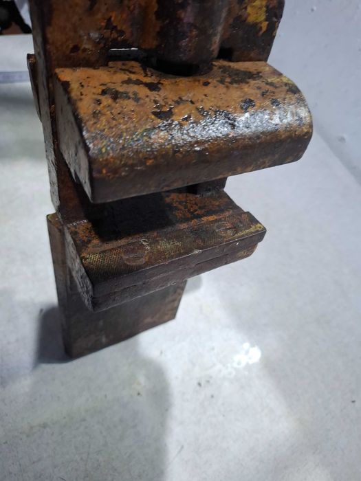 Stare imadło maszynowe 115mm