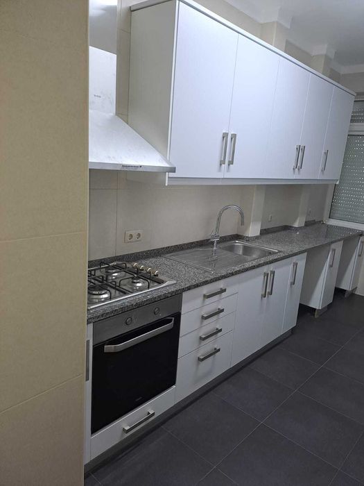 Apartamento T3 em Bom estado