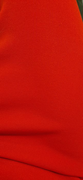 Sukienka Zara r.M na jedno ramię czerwona