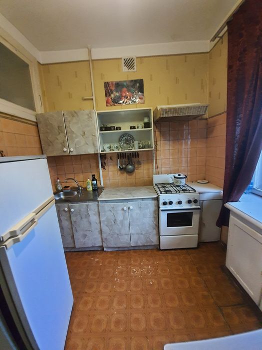 Оренда 2 кімнатної квартири біля ДК Металургів