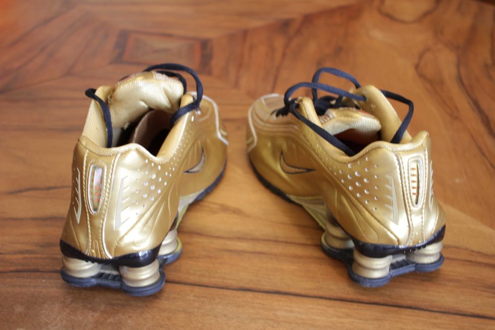 Ténis/ Sapatilhas Nike Shox R4