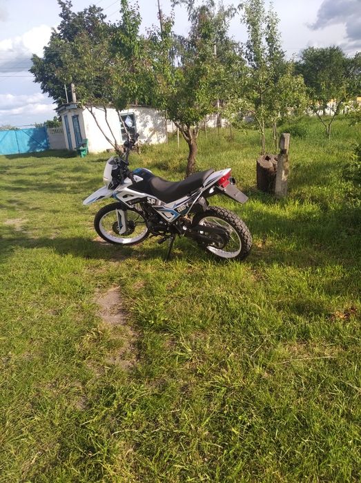 Терміново продам мотоцикл SPARK SP200D-1