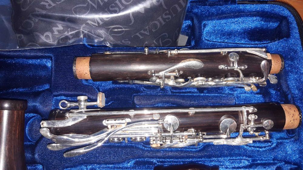 Clarinete Si bemol: Backun  MoBa ( novo)
