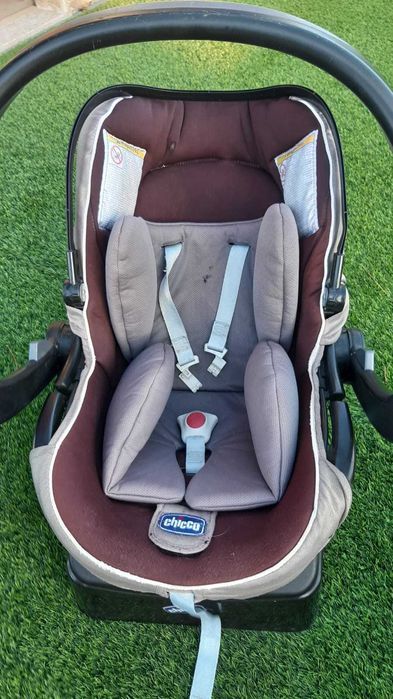 Cadeira auto e Trio chicco
