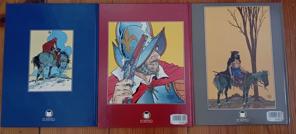 BD Máscara Vermelha 1 a 3+ Espadas Vermelhas de Arno