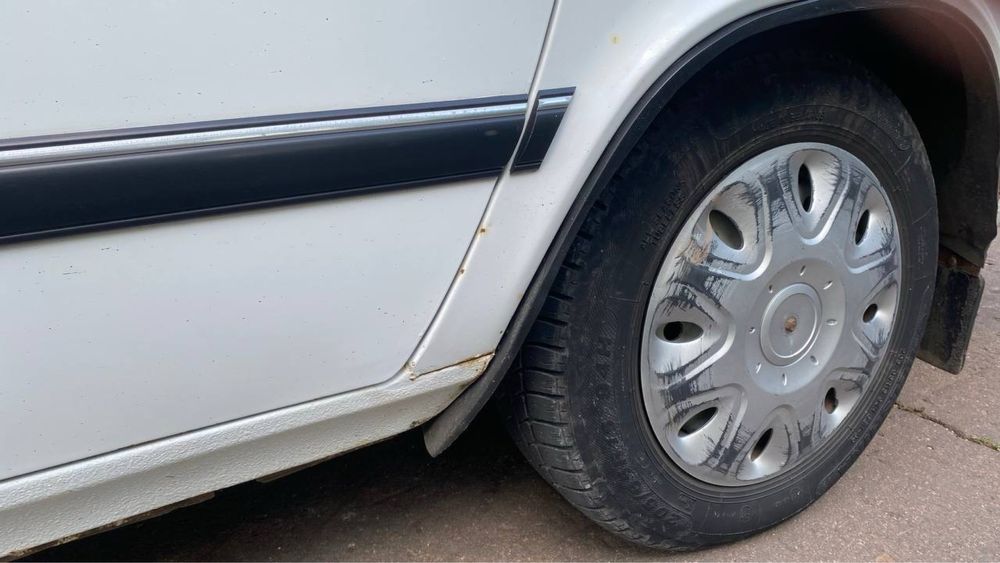 Машина, Волга 3110,Волга 1999 року, з документами, на повному ходу